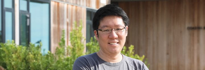 Portrait of UC Santa Cruz Assistant Professor of MCD Biology Euiseok Kim