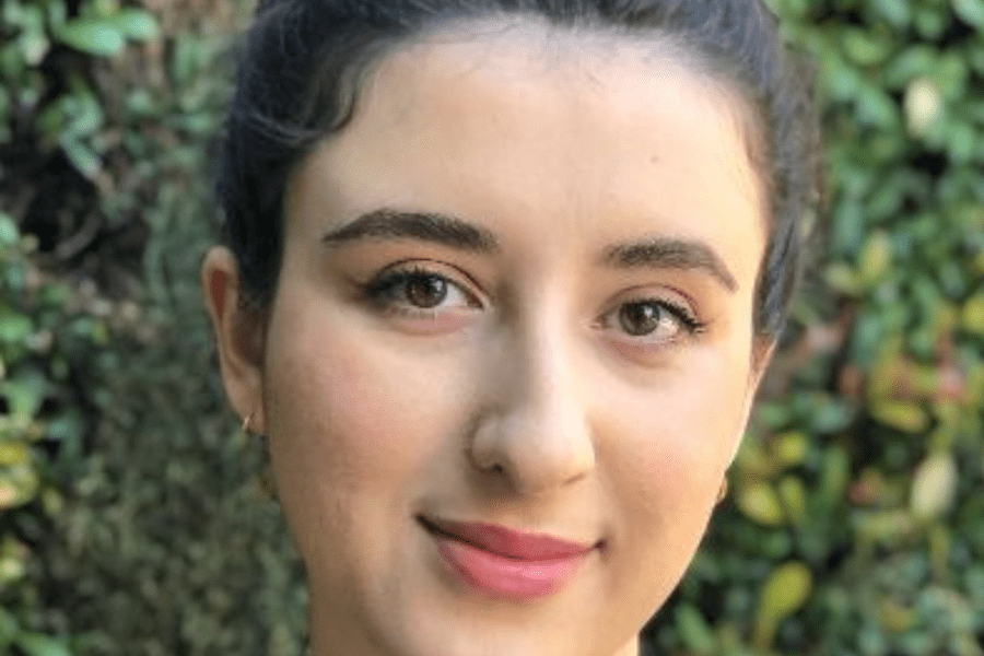Student Spotlight: Evanjelin Mahmoodi